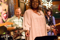 Toni Lynn Washington